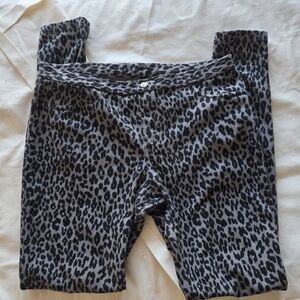 Vera Wang Women's Black and Gray Leopard Print Leggings